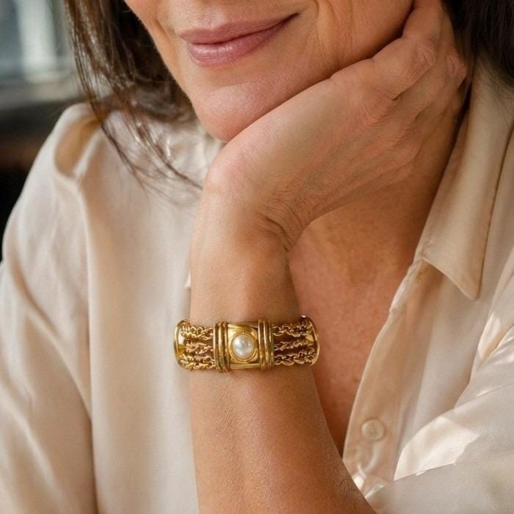 Joan Rivers Classics Gold Tone Multi Strand Faux Pearl Cabochon Bracelet Vintage